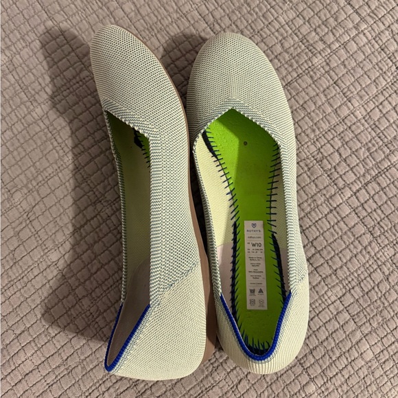 Mint Rothy’s rounded toe flats - Picture 4 of 4